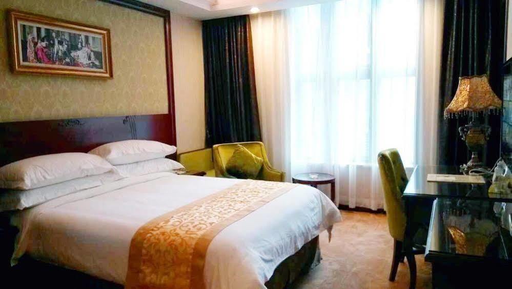 Vienna Hotel - Jinzhou Branch Guangzhou Exteriör bild